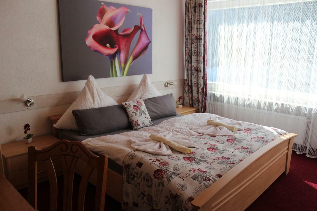Waldpension Pfeiferhaus Варменщайнах Екстериор снимка